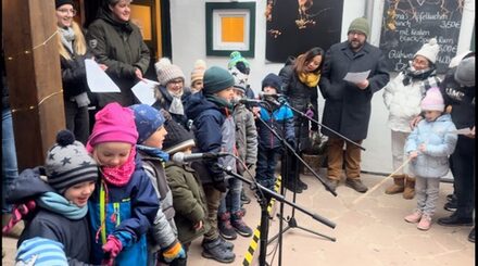 Weihnachtsmarkt am Giebel