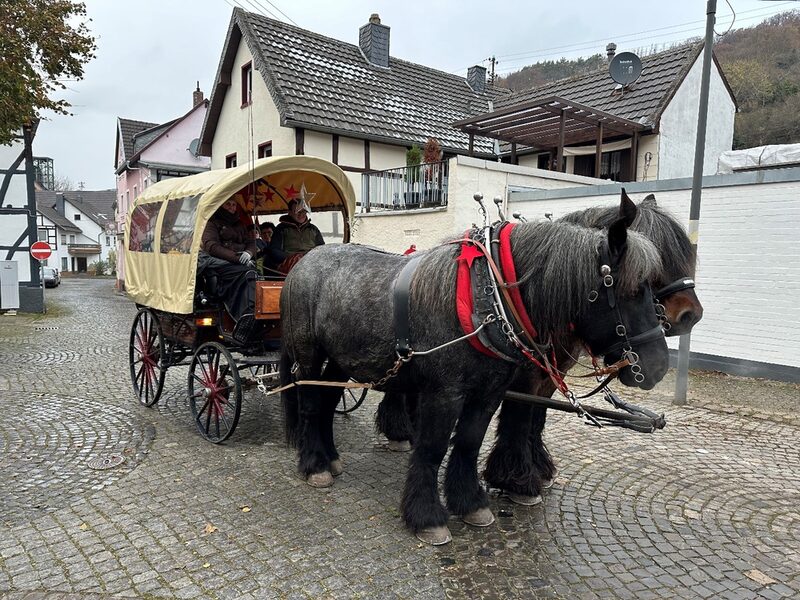 Weihnachtsmarkt am Giebel